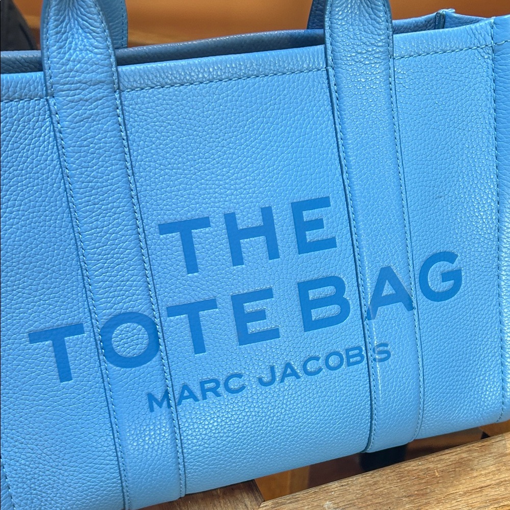 Marc Jacobs Sky Blue Tote - Picture 3 of 5